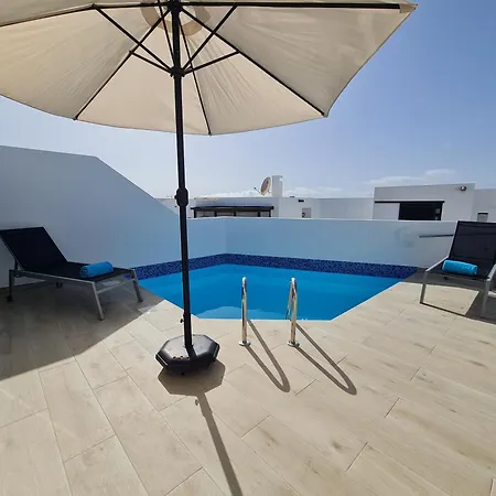 La Garita , Villa *